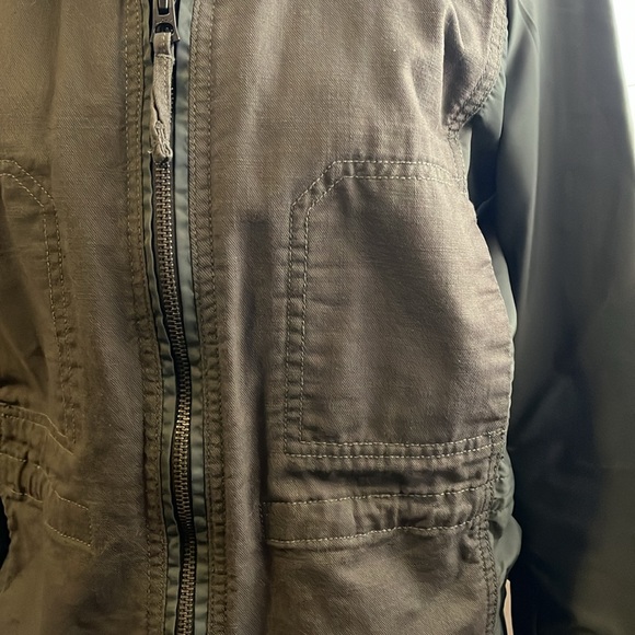 Lucky Brand Women’s Juniors Sz M Cargo Olive Green Jacket - Picture 2 of 10